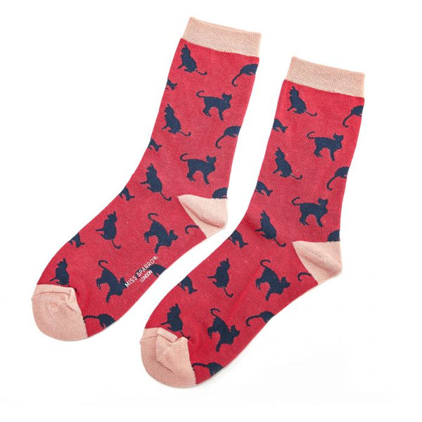 Miss Sparrow Socks Cats Red